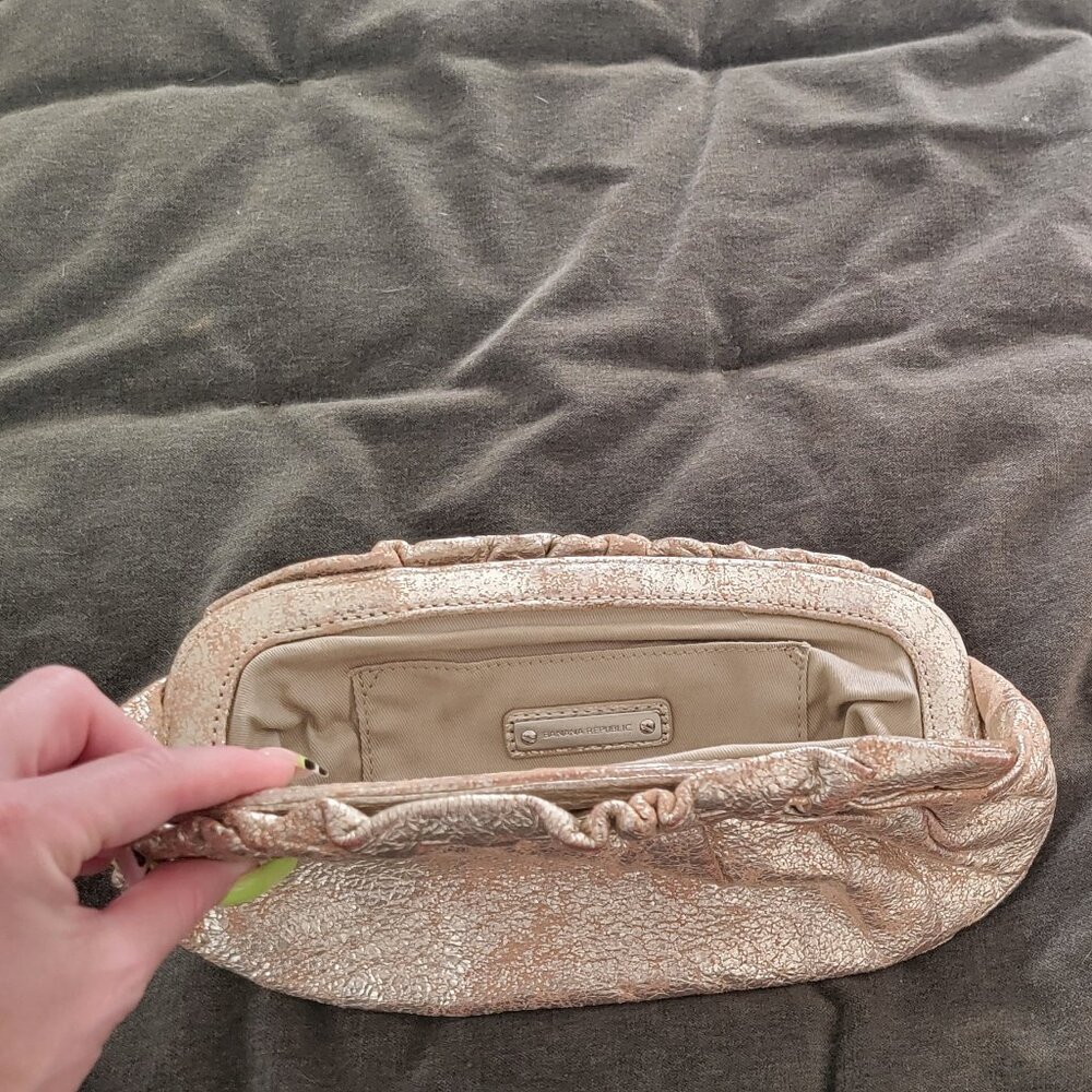 Banana Republic Gold Distressed Leather Clutch - Picture 3 of 4